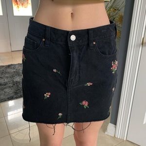 Dark wash flowered skirt